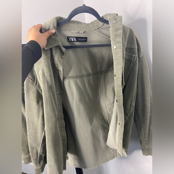 Zara Shacket - Picture 3 of 3